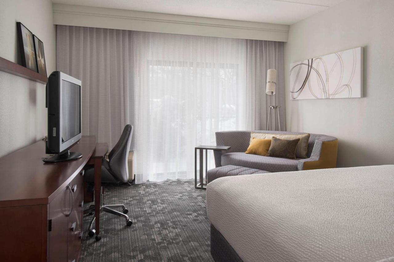 Courtyard By Marriott Boston Norwood/Canton Exterior foto